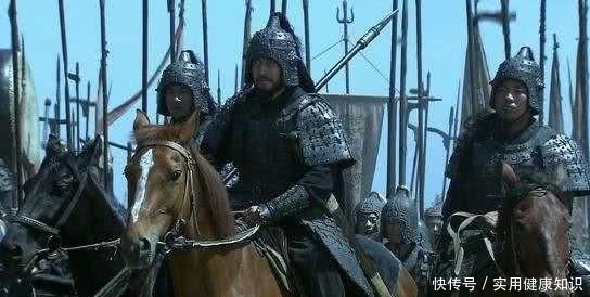 挑战颜良|白马之战，曹操为何非要关羽去斩颜良，许褚不行吗