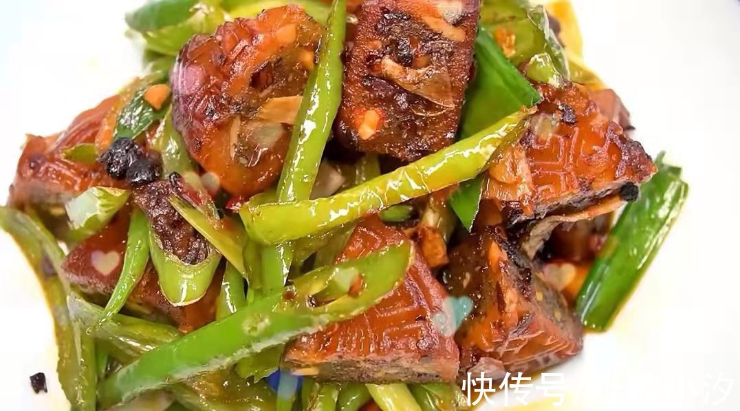 吃不完的月饼都到哪里去了？网友：我妈早上用来给我煮粥了
