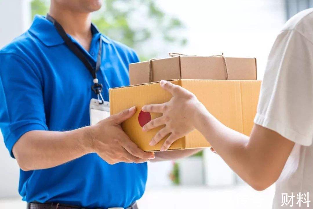 电商|实体店一件衣服500元，电商却只卖几十块？内幕被揭开，你还买？