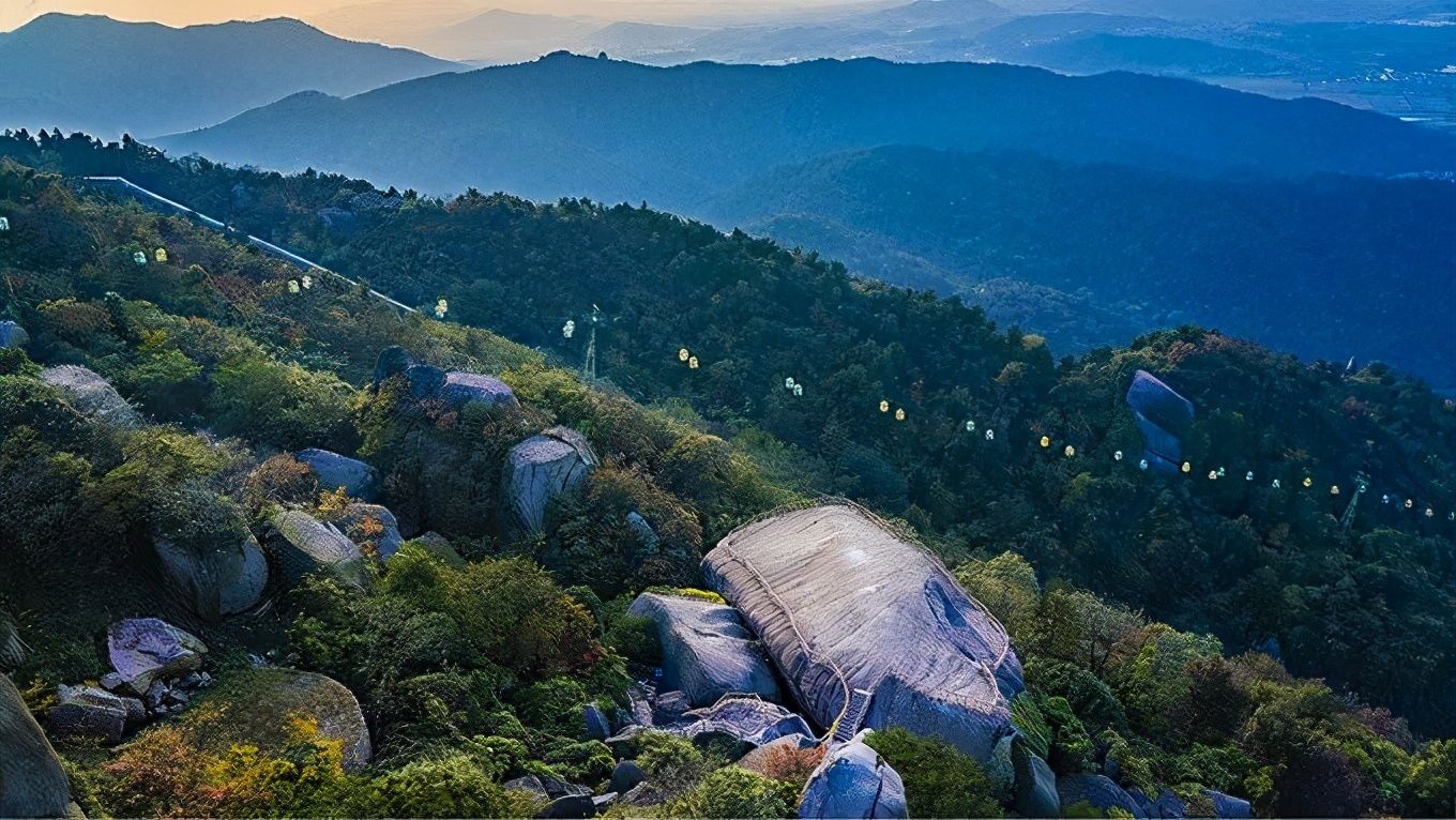 高空|逃离城市48小时 4种玩法解锁巨石山520米高空皖美旅行