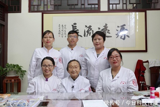 儿科|94岁儿科老中医妙手仁心,圣爱中医馆弘扬名医之风