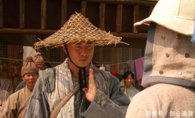 回去|朱元璋微服遇一老农,上前说了几句话后回去就将县令斩了,为何?