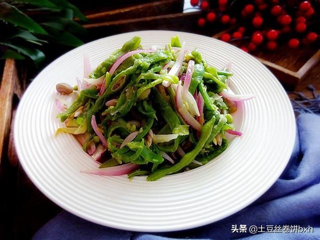 豆角丝|8月，这菜要常吃，营养价值很特别，适合秋补，这么做美味又低卡