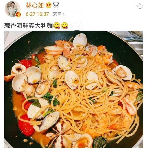 小海豚|林心如再秀廚藝，變著花樣給老公女兒做美食，霍建華父女太有口福