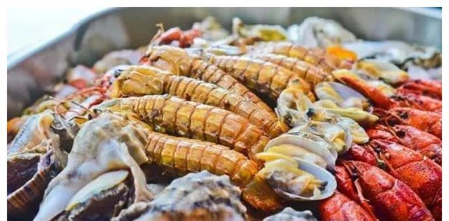 凉拌菜|医生提醒:这8类菜不能隔夜,吃不完最好直接丢掉,不要盲目节约