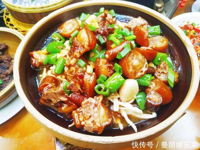 婆婆生日,我点了18个菜,发朋友圈,小姑子说真“丢人现眼”