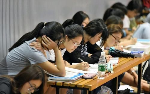 985大学|46%！中科大2022年保研率公布，少年班成为最大赢家