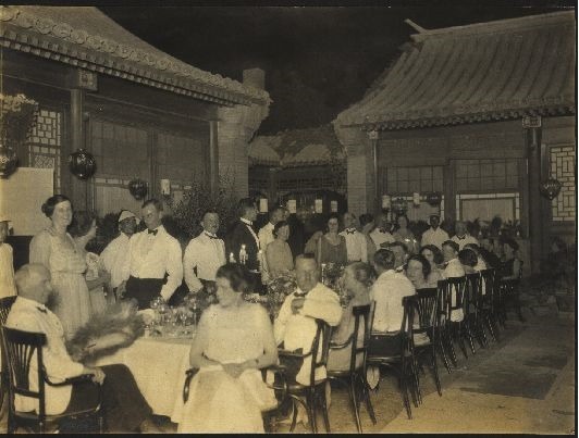 厨房里的海派少女&《厨房里的海派少女》作者梁清散创作趣事:亲手做百年前的咖啡