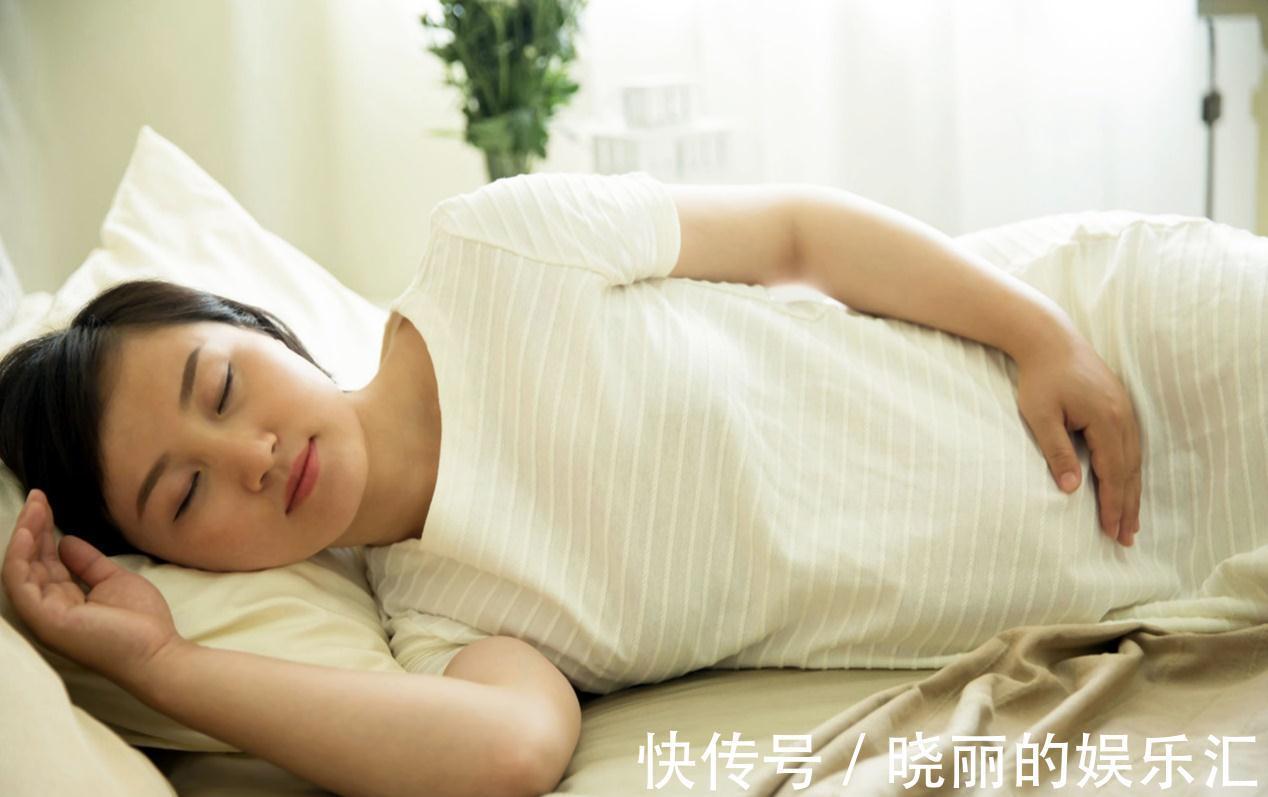 孕妈|坚持八个月左侧睡后,孕妇左半身差点没知觉,胎儿也检查出问题