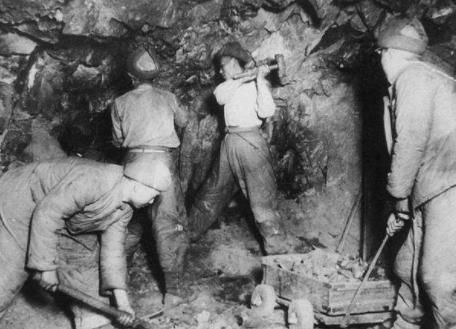 土工作业|一名川军带杨得志视察前线，杨得志看完哈哈大笑：川耗子果然了得