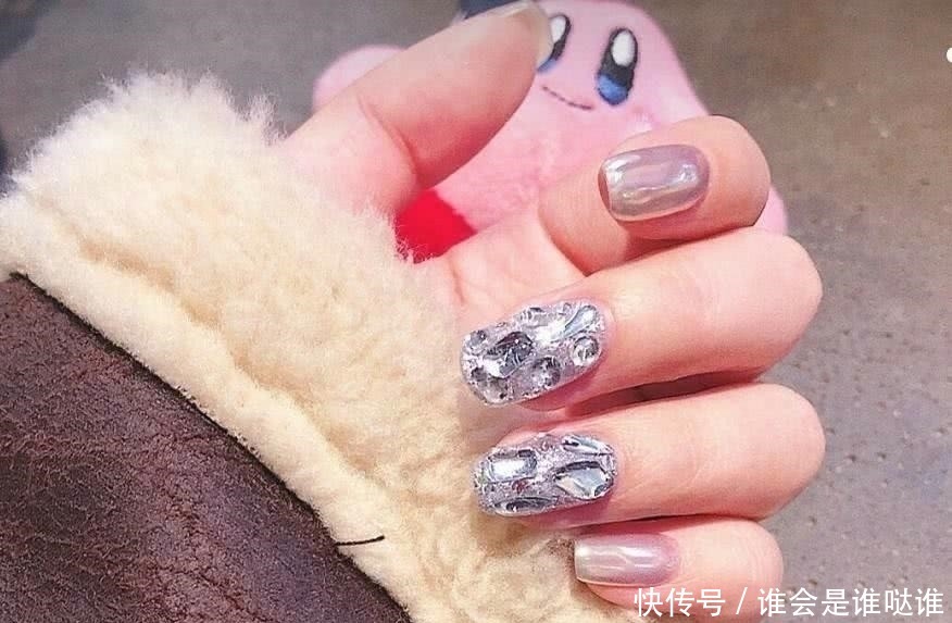 新年·元气·少女美甲:莫怪风大太温柔,像老朋友又像旧时候