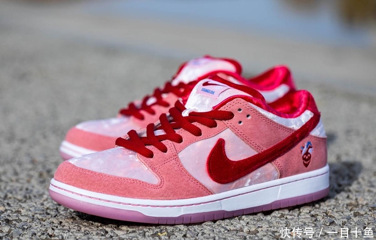 小编一年开箱这么多离谱球鞋！弟弟款AJ1破万！