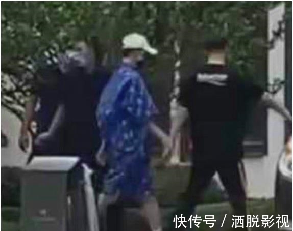 杨洋|杨洋终于开始录综艺了,穿应援色录制综艺节目,与粉丝双向奔赴