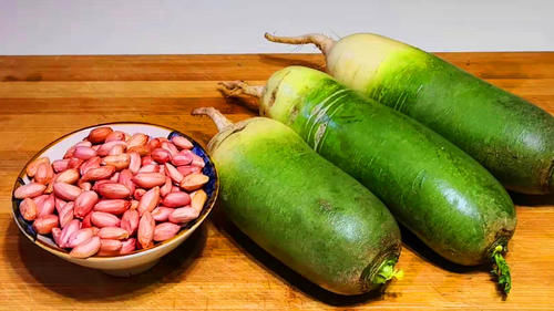 花生米|入秋了,大鱼大肉靠边站,遇到此菜别手软,营养极高,腌着吃最香