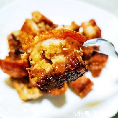 汤匙|告诉你3个诀窍，在家也能做出脆皮五花肉