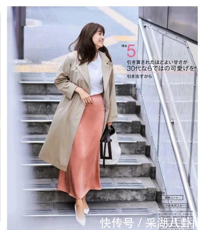 女人过了30岁,不用刻意扮嫩,选择这些优雅得体的装扮