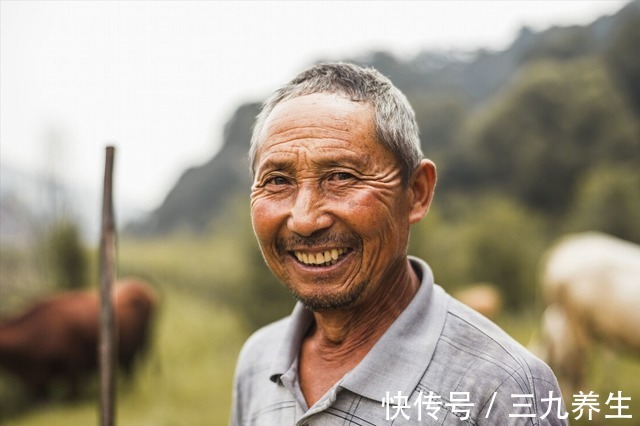 酒精肝|58岁大叔查出乙肝，苦瓜配“1素”煮水，一年后摘掉肝病“帽子”