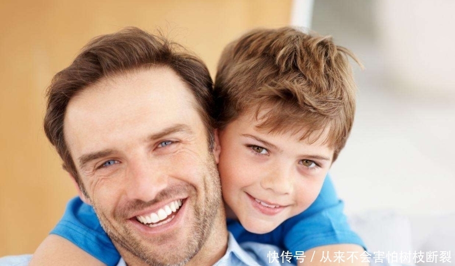 保护|在养育子女时还应该做到,能够保护子女,给孩子以安全感