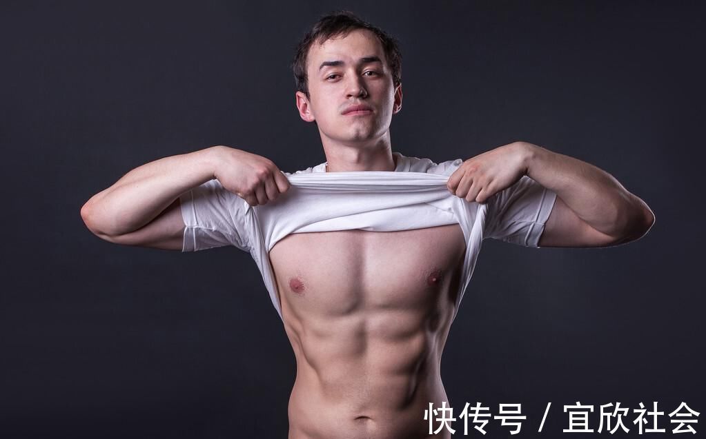 体脂率|想成为一位肌肉型男,你需要怎么做?从吃、睡、练三个方面入手
