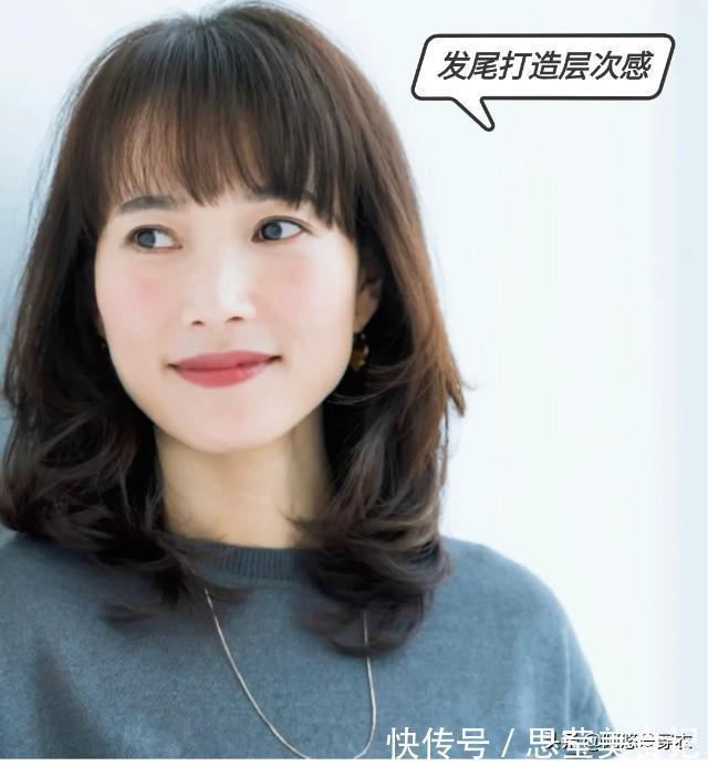 烫发|50岁女人,留什么发型显年轻?今年流行3种短发烫,减龄有气质