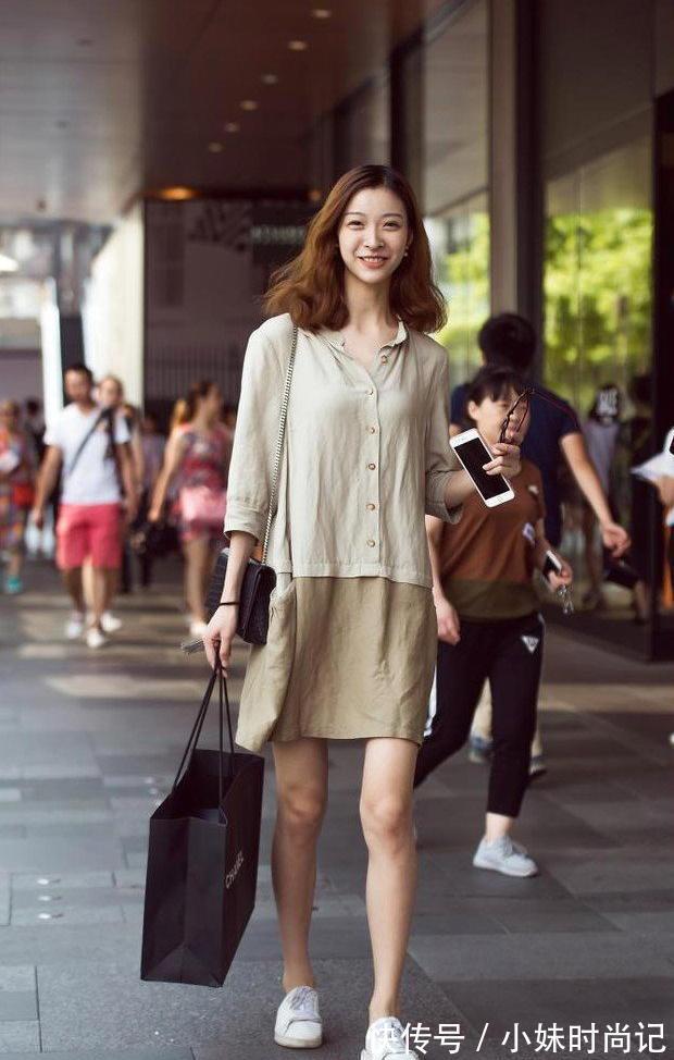 气质感 美女穿搭:能穿裙子真的好美,简洁不失韵味,清新又很唯美