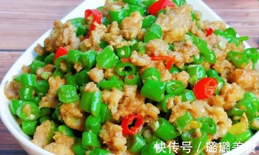 鲜香|一道非常好吃，鲜香诱人的家常小炒菜，做法很简单，营养不流失！