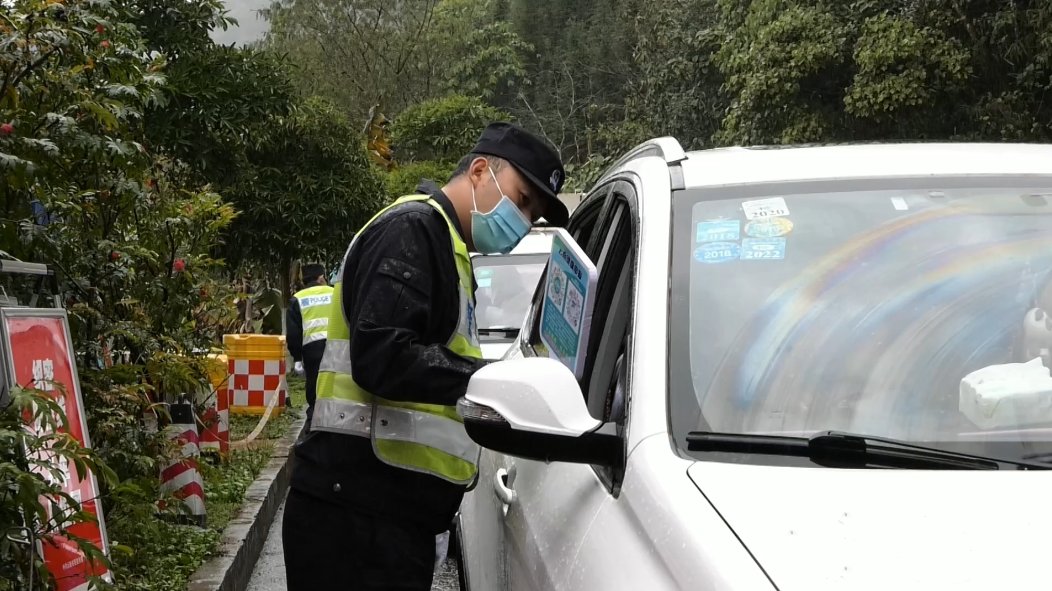 卡点|移民警察阮大明：“我的国，我的家，我来守！”