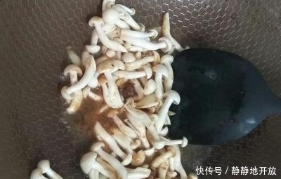调味|简单的食材,简单的调味,沙茶炒鸡胸就是单纯的滋味