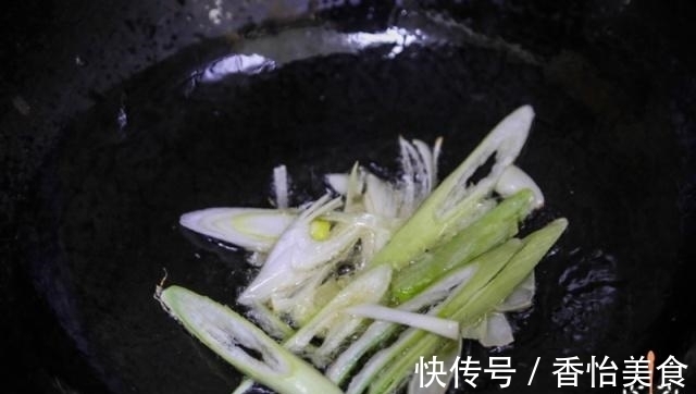 教你烧豆腐的绝招,秘方和做法都告诉你,又嫩又香又营养,比肉香