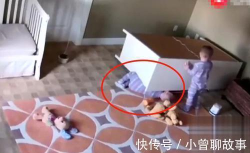 柜子|宝妈在厨房做饭,卧室内传来一声闷响,妈妈看后崩溃痛哭