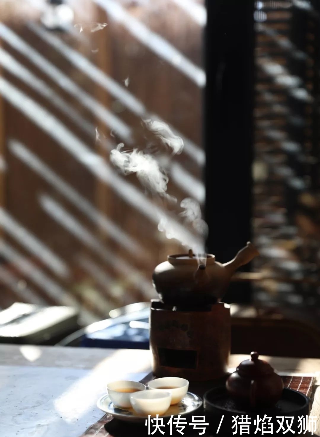 煮雪烹茶，待春来