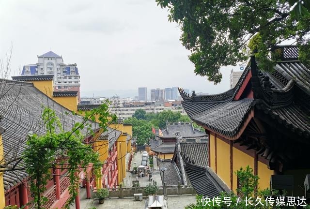 名寺|冷门浙东名寺：距今1700年没门票，宋高宗曾在此避难