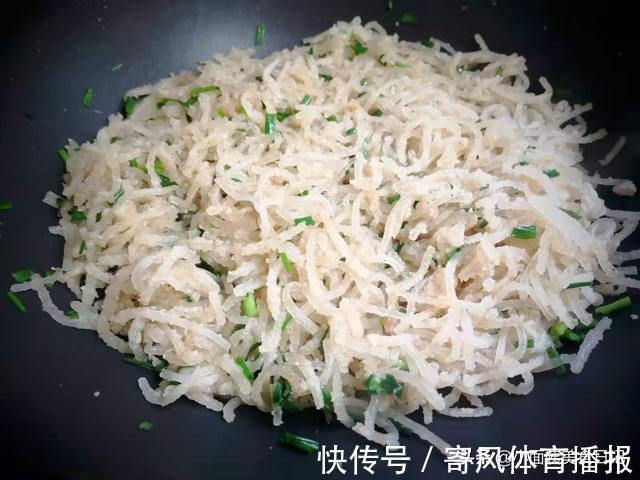 土豆粉|冬季遇到此菜别手软，一次囤10斤，不怕过期，随手一炒越嚼越香