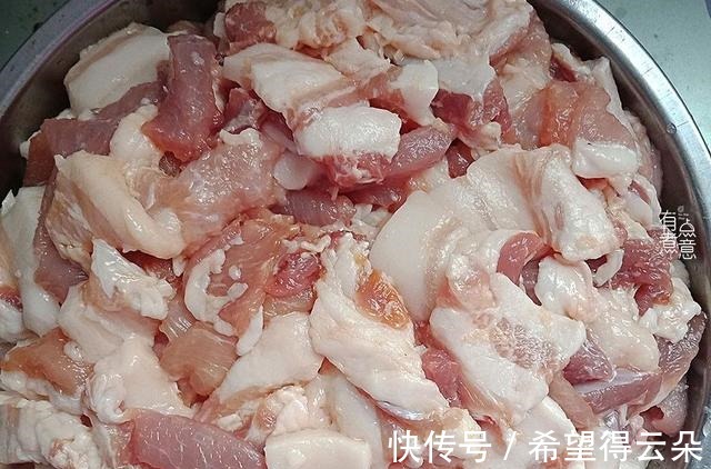 美味|刘翔晒一簸箕粉蒸肉,不精致却接地气,网友安徽人才懂的美味!