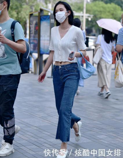  短裤|清凉舒适的短裤，时尚的姑娘总能搭配出自己的个性魅力