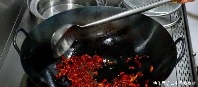 美食推荐辣子鸡,麻辣鲜香,吃一口根本停不下来