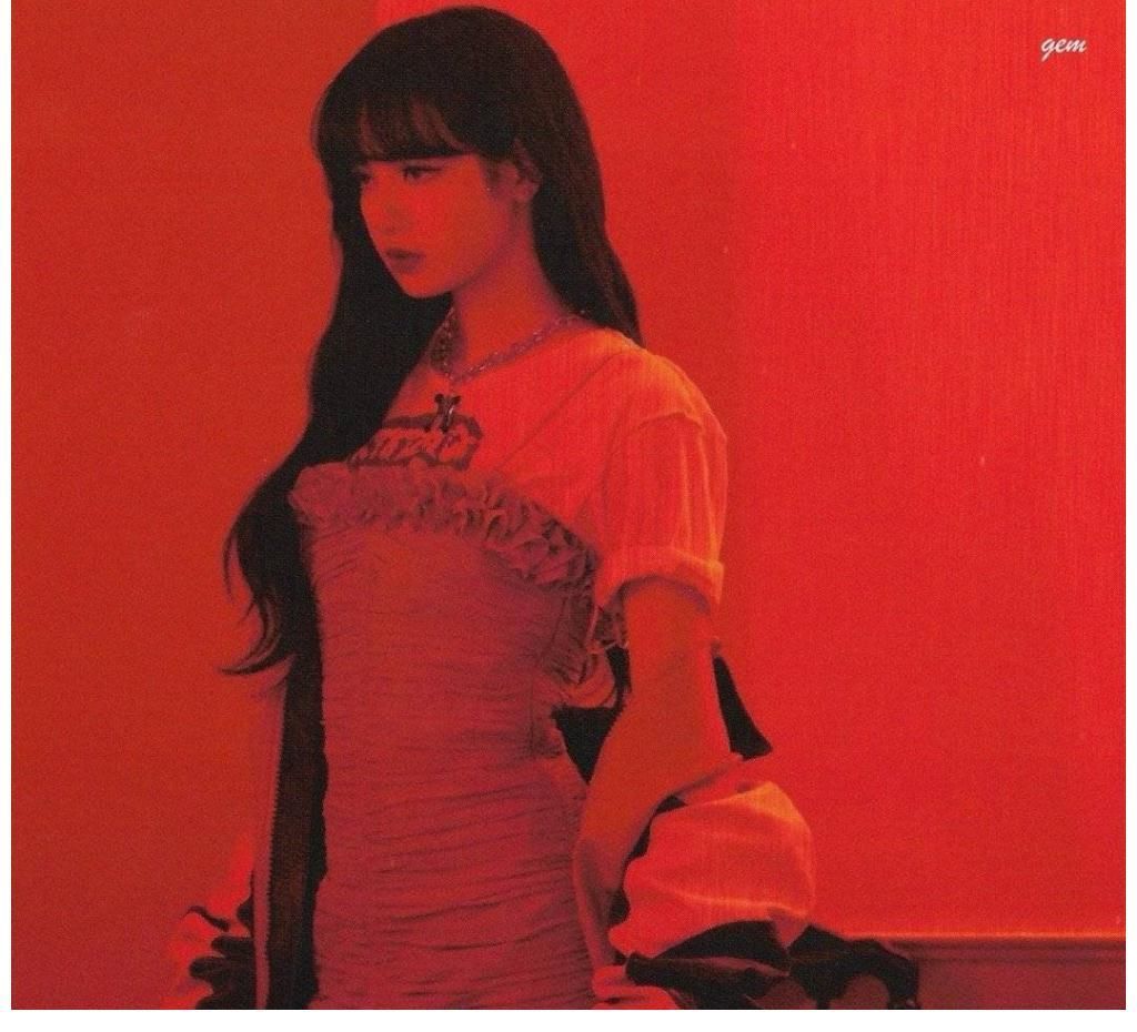 同款|蔡徐坤lisa同款广告曝光，两人cp很好磕，什么时候再合作呢