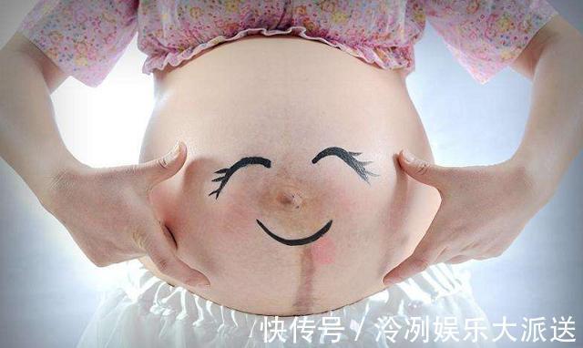 宝宝|26岁孕妇生下龙凤胎,正要缝合时她却大叫“等下”,医生满脸无奈