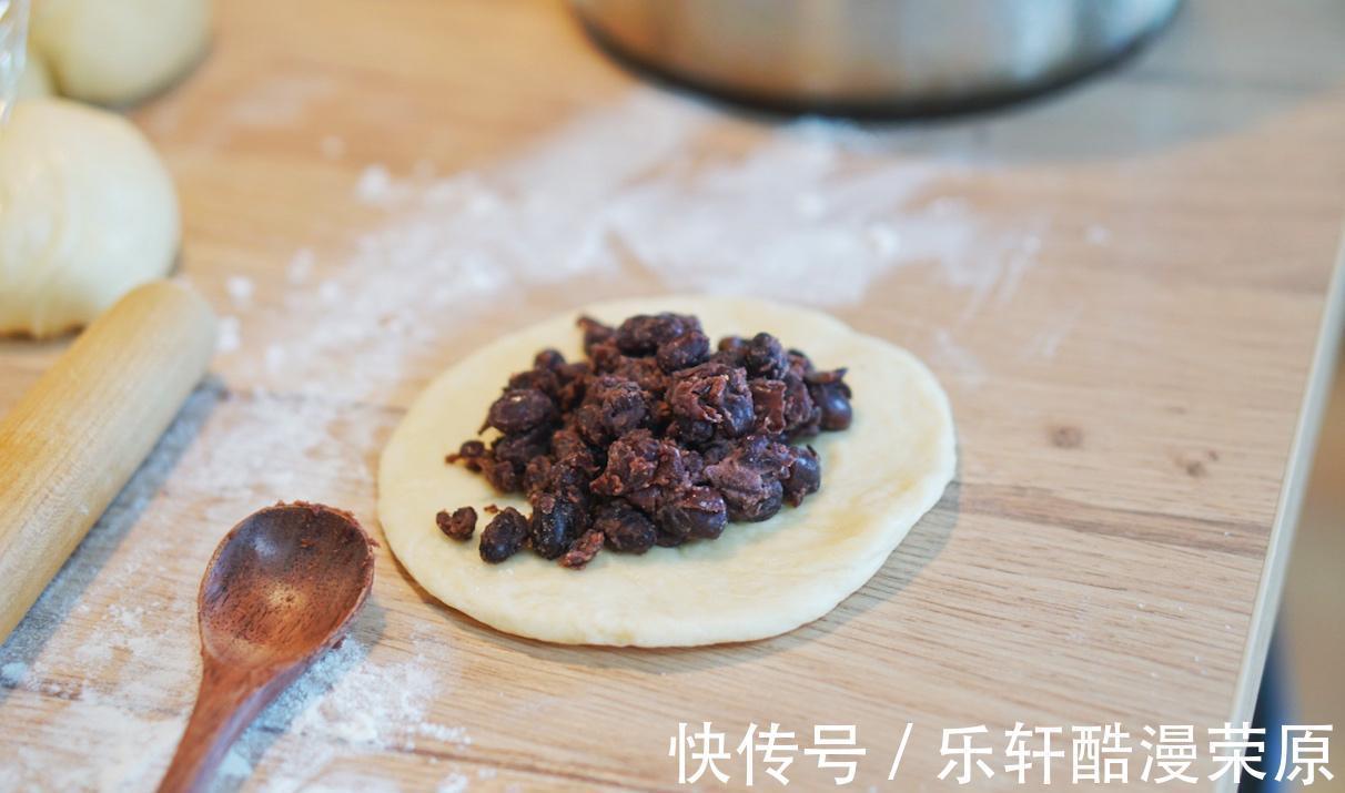 日式|吃一次就能爱上的日式红豆包，喧软好吃，做法也简单
