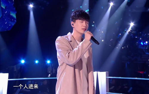 总冠军|单依纯虽然以第3名成绩进入总决赛,但她夺冠希望很大,为什么?