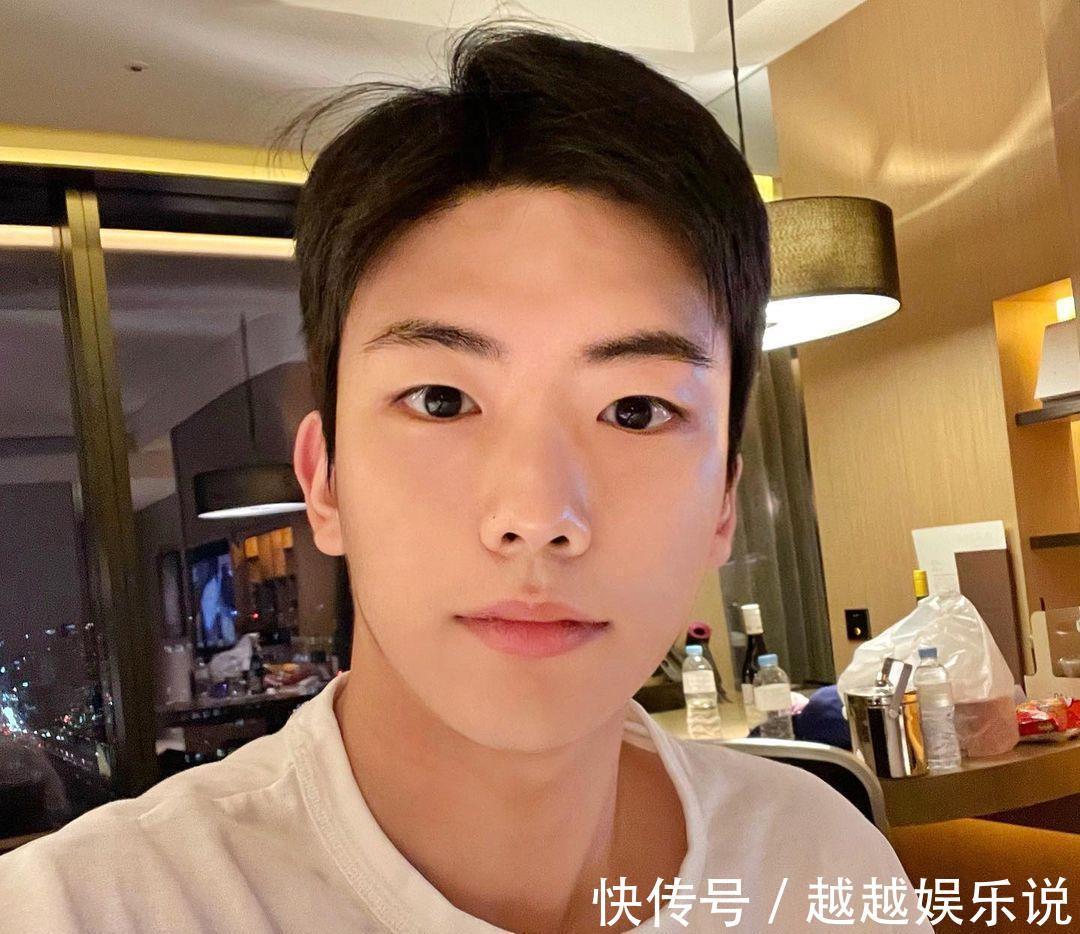 发型|男生不要留“过耳”发型,5款干净利落的短发,剪完帅气提升颜值