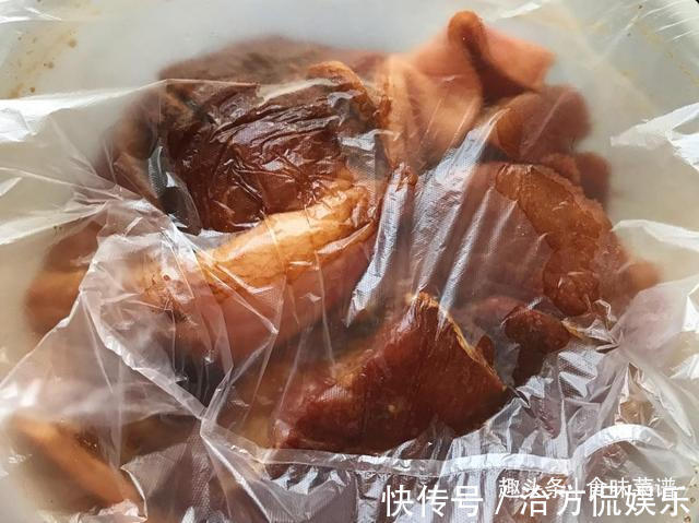 腌腊肉时，一斤肉放多少盐合适教你秘制做法，腊肉晒好醇厚甘香