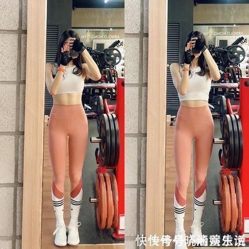 训练|把沙发靠垫变成瘦腿利器,4个动作暴汗燃脂瘦大腿内侧赘肉