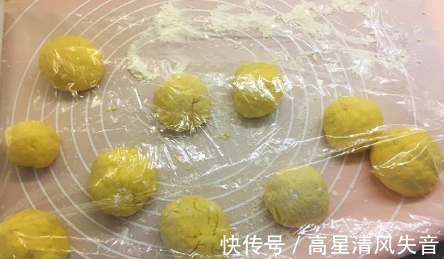 南瓜块|自制华夫饼,搭配了南瓜,好看又好吃!