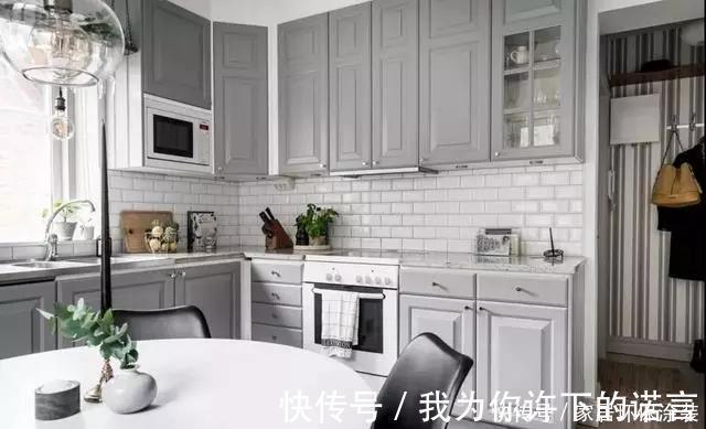 绿植|36平一室公寓,餐厨一体,客卧合并,个性红砖墙,装出小豪宅质感