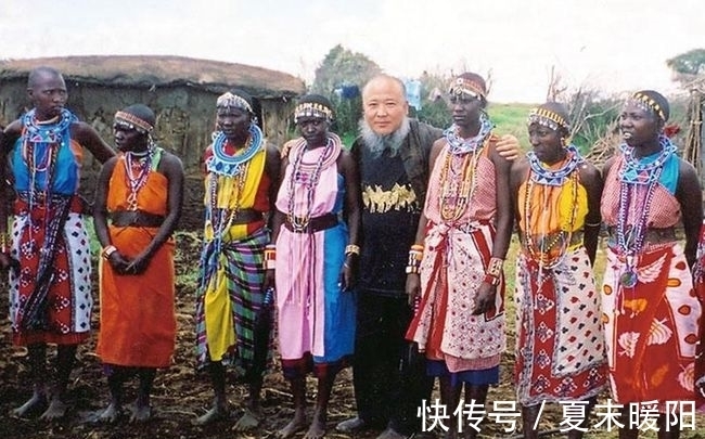 国画@53岁画家娶非洲姑娘,生下两个混血儿,为何婚后7年选择出家?