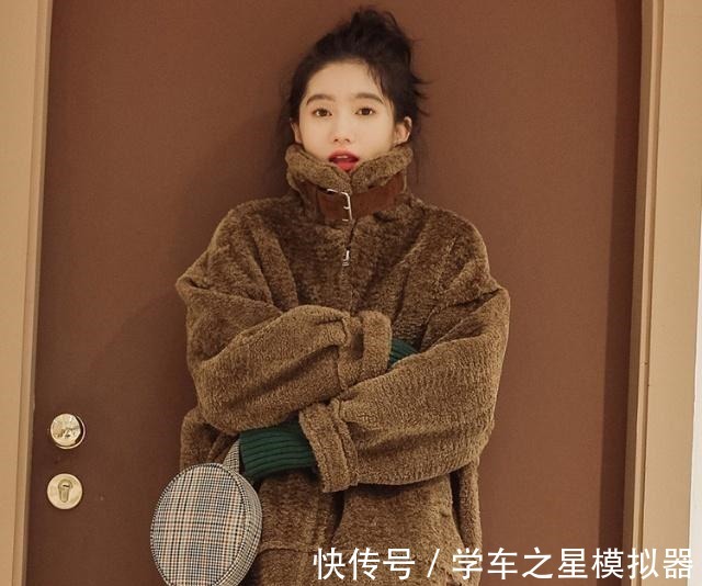 羊羔毛 扔掉厚重棉袄,看看羊羔毛的“硬核穿搭”,随意切换不同风格!