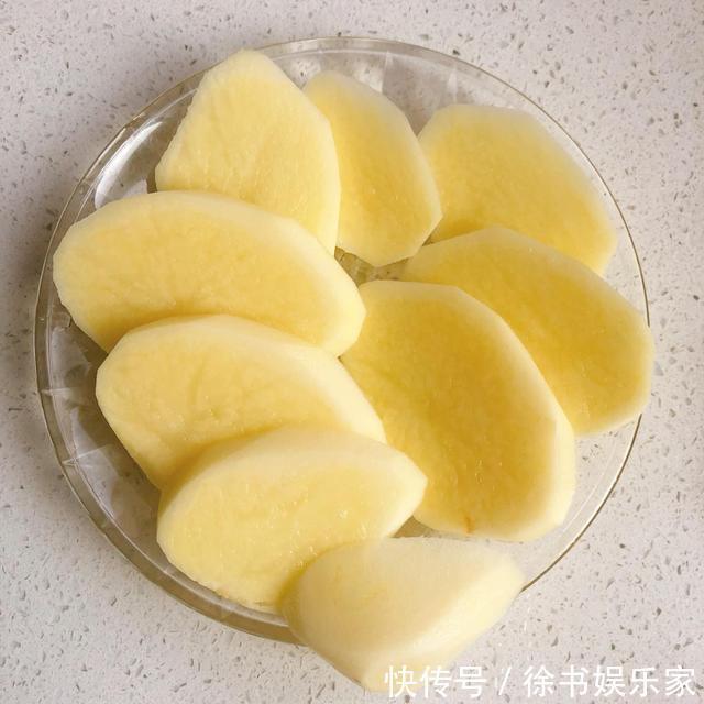 好吃|鸡胸肉此做法简直太好吃了,美味又减脂,营养还丰富