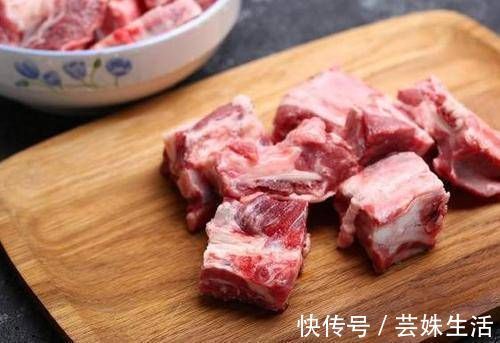 豆瓣酱|排骨千万不要直接下锅煮,多加上这1步,更香更嫩还不腥