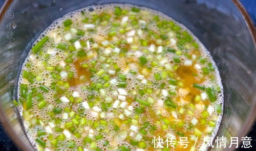 孩子想吃面包片，不用去买了，教你在家就能轻松做，一盘都不够吃